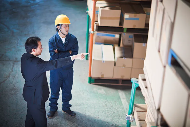 倉庫での物流仕分け管理作業